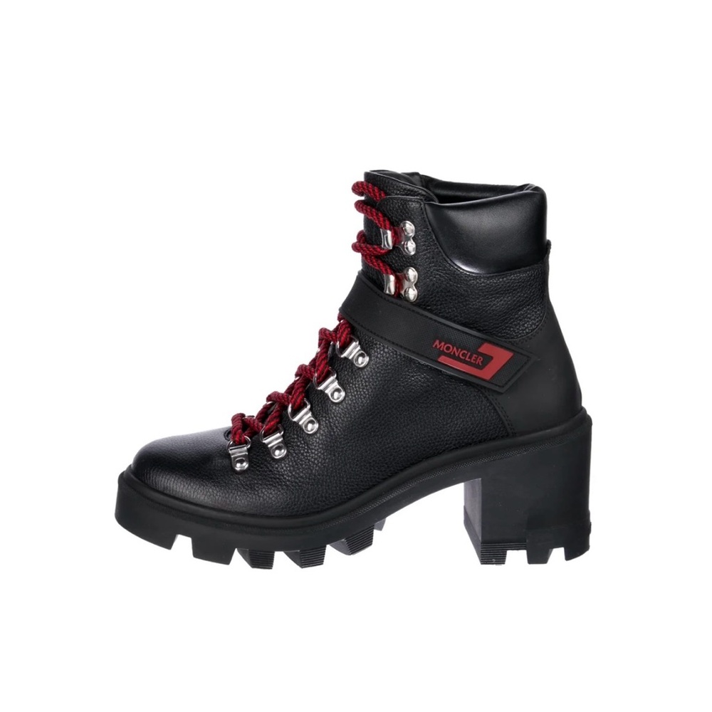 MONCLER Carol Hiking Boots
Size: EU 37/ US 7